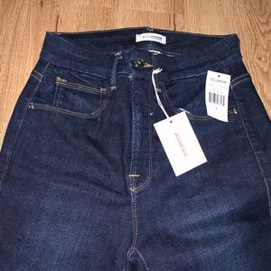 Good American Good Legs blue denim Crop!